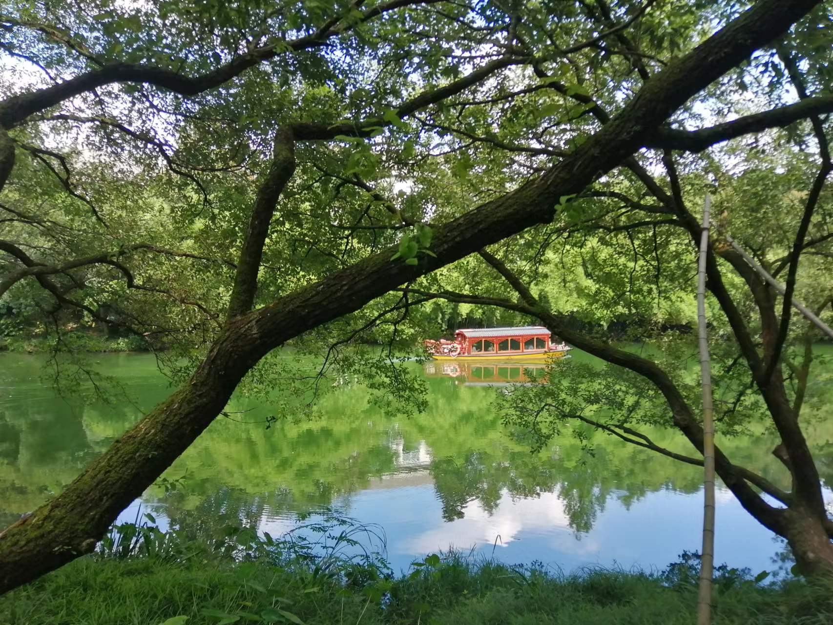 實(shí)際發(fā)生的費(fèi)用，未能及時(shí)取得該費(fèi)用的有效憑證，是否可以在企業(yè)所得稅稅前扣除?